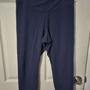 Old Navy Dark Blue Active Leggings Sz L WORN ONCE